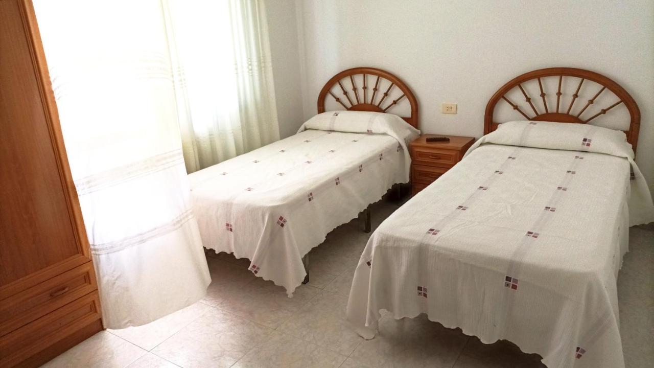 Garden Lodge Hostal Evencio Ribadavia Zewnętrze zdjęcie