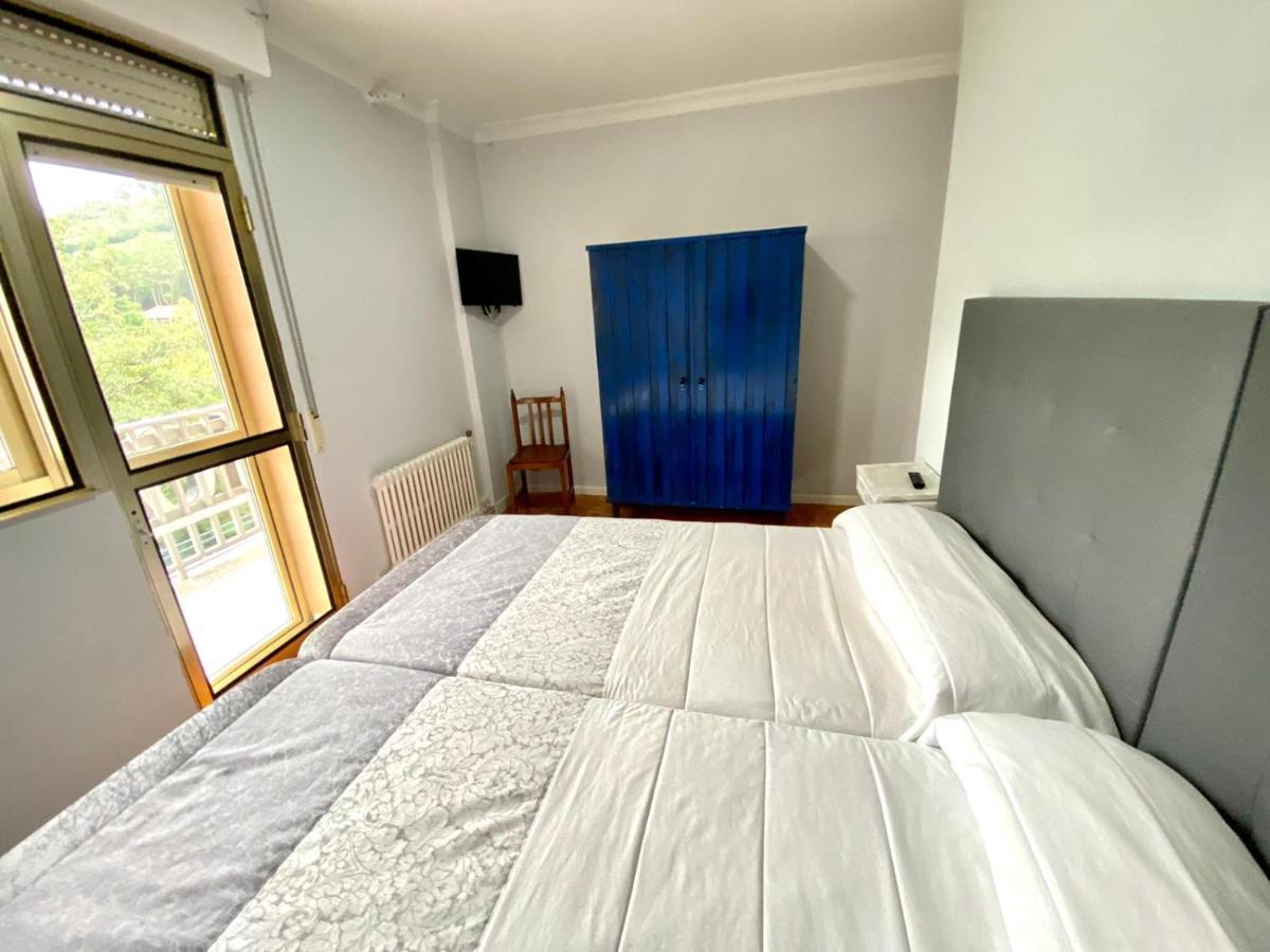 Garden Lodge Hostal Evencio Ribadavia Zewnętrze zdjęcie