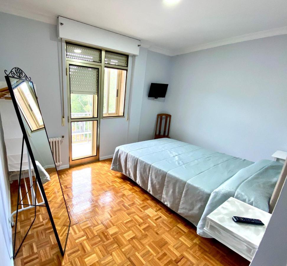 Garden Lodge Hostal Evencio Ribadavia Zewnętrze zdjęcie