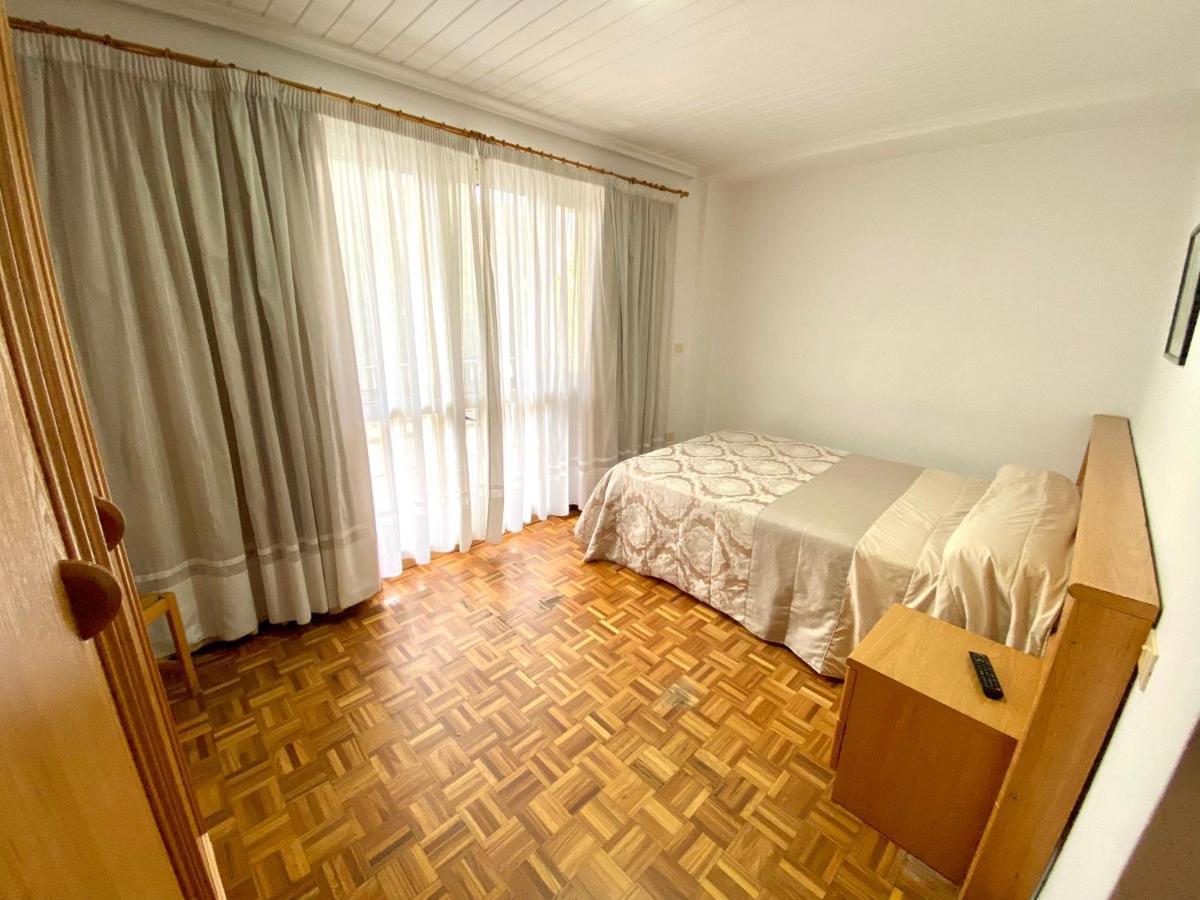 Garden Lodge Hostal Evencio Ribadavia Zewnętrze zdjęcie