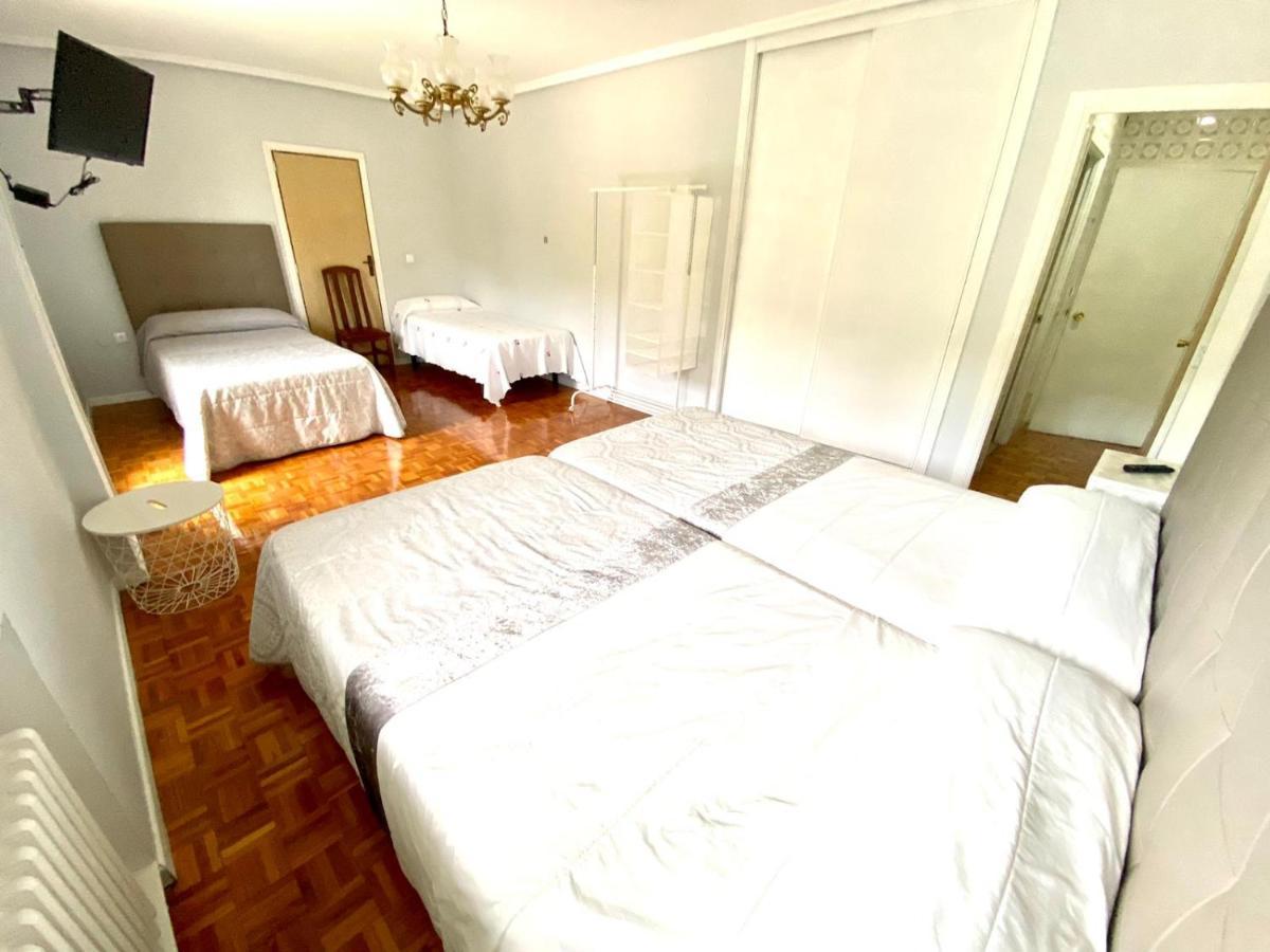 Garden Lodge Hostal Evencio Ribadavia Zewnętrze zdjęcie